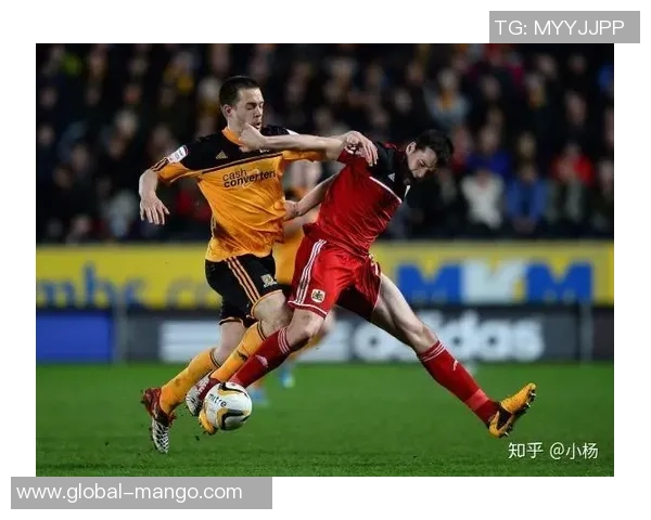 雪足球即时赛事分析与精彩瞬间回顾让你不再错过每一场精彩对决